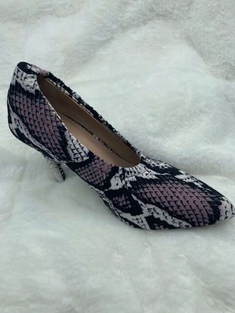 silver snakeskin shoe cover