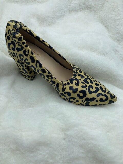 leopard stiletto shoe 2